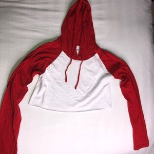 Cute cropped long sleeve top